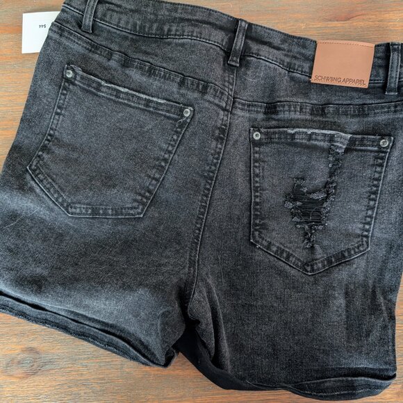 Short Schwiing apparel - Picture 3 of 4